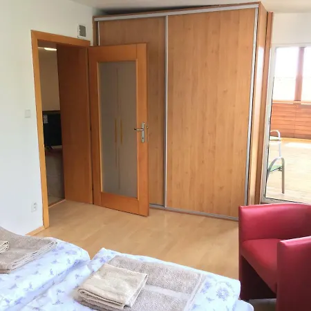 Апартаменты Home Вельки-Славков