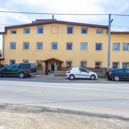 Home Апартаменты *